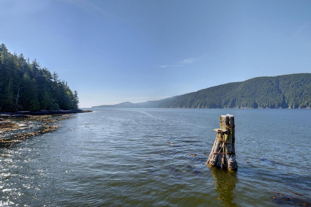 Newfie Seaside Retreat Villa Port Renfrew Exterior photo