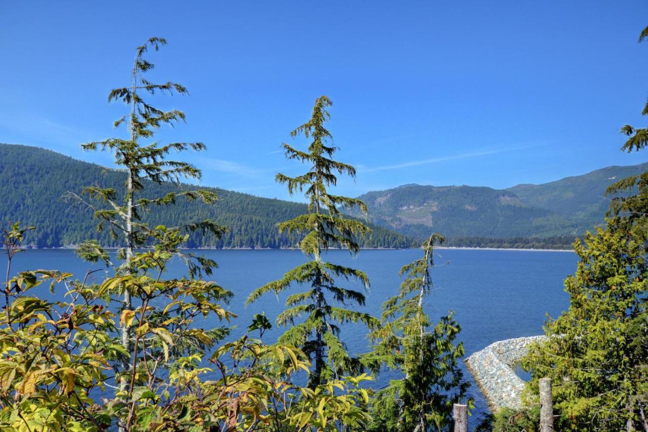 Newfie Seaside Retreat Villa Port Renfrew Exterior photo