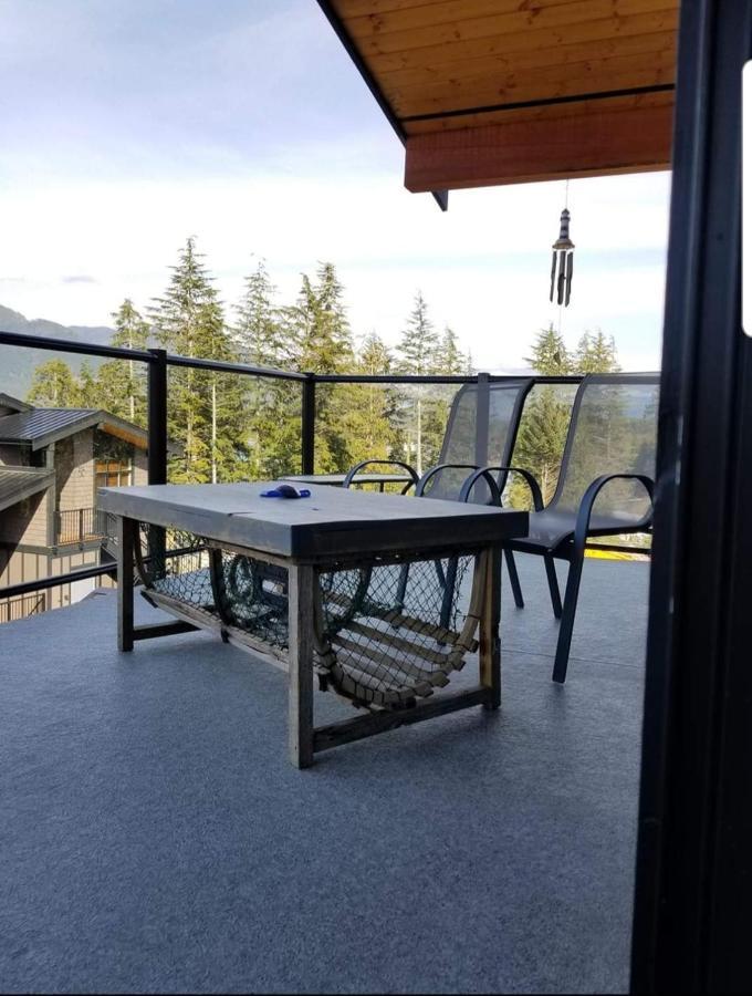 Newfie Seaside Retreat Villa Port Renfrew Exterior photo