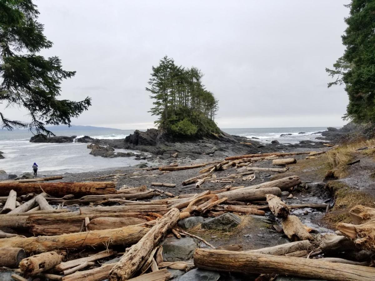 Newfie Seaside Retreat Villa Port Renfrew Exterior photo